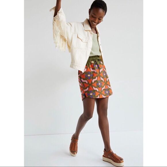 NEW Anthropologie Maeve Abstract Embroidered Flowers Daisy Mini Skirt Small - Picture 1 of 3
